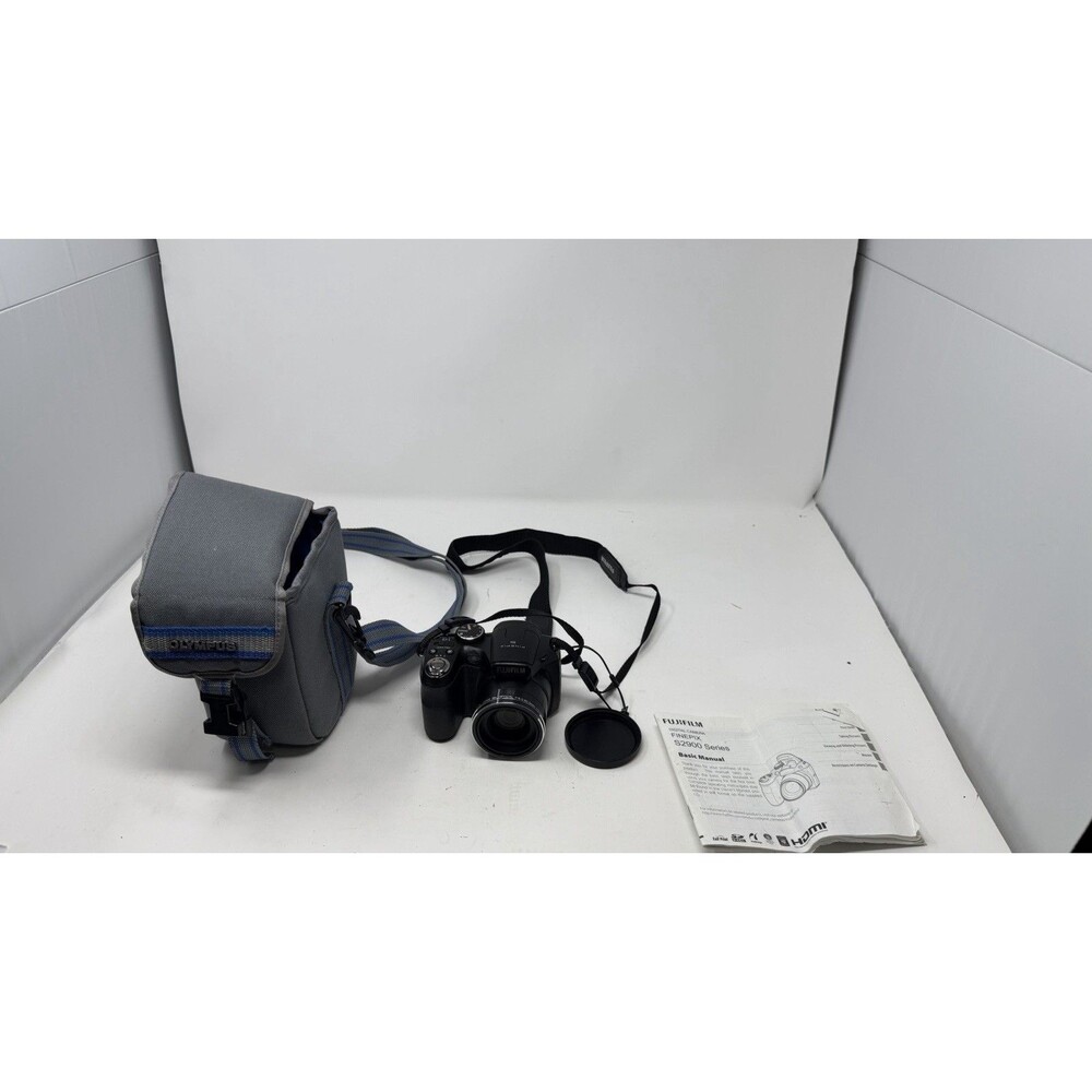 Fujifilm FinePix S2940WM 14MP Digital Camera W/Case TESTED WORKS